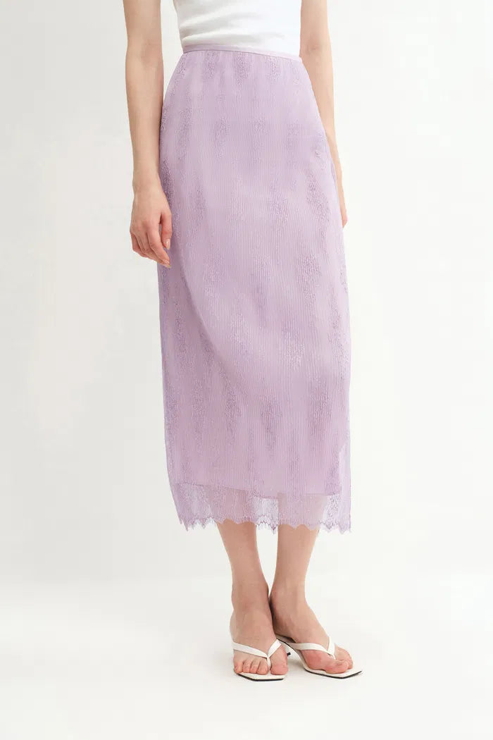 Xyla Midi Skirt in Pleated Lace
